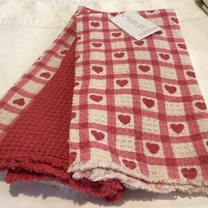 Rachel Zoe Valentine Kitchen Towels - set of 3